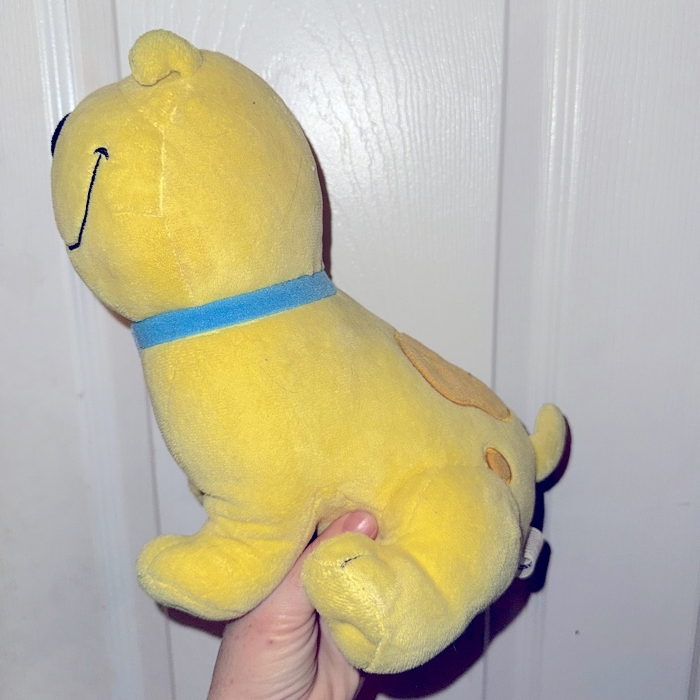 Kohls Cares for Kids Clifford T-Bone Yellow Puppy Dog Plush Animal 10" Sitting - Picture 4 of 4